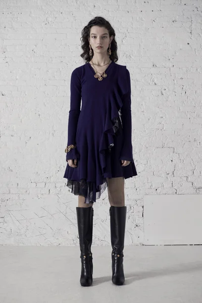 Look 14